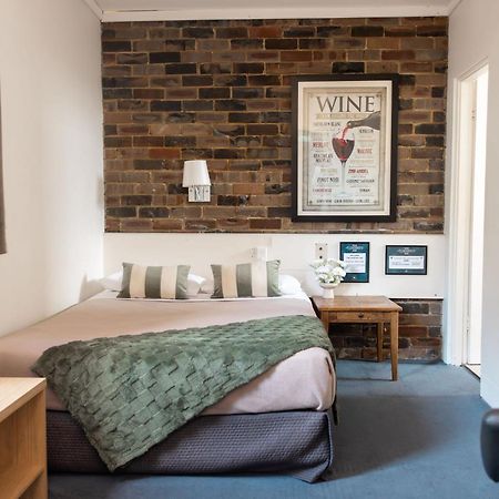 Hornsby Inn Екстер'єр фото