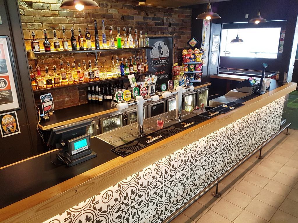 Hornsby Inn Екстер'єр фото
