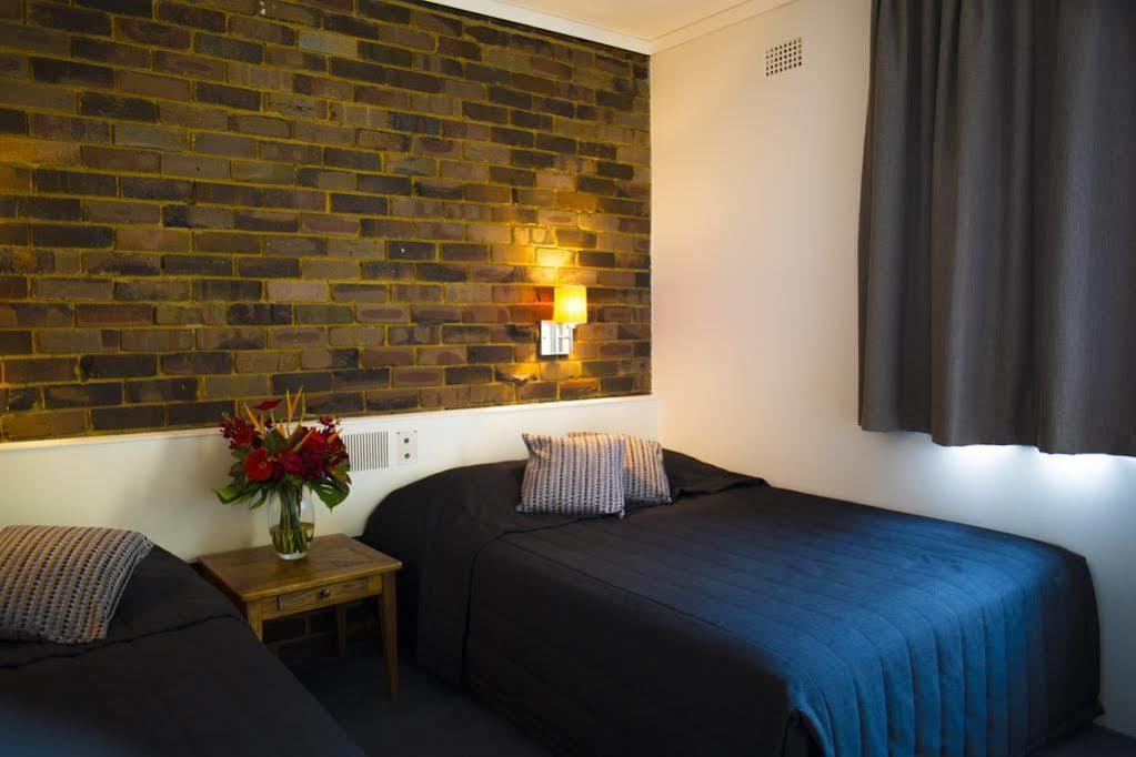 Hornsby Inn Екстер'єр фото